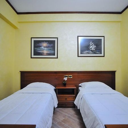 Iliria Internacional Hotel Durres Exterior photo