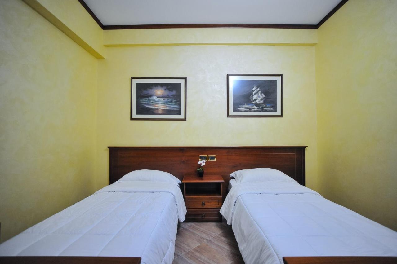 Iliria Internacional Hotel Durres Exterior photo