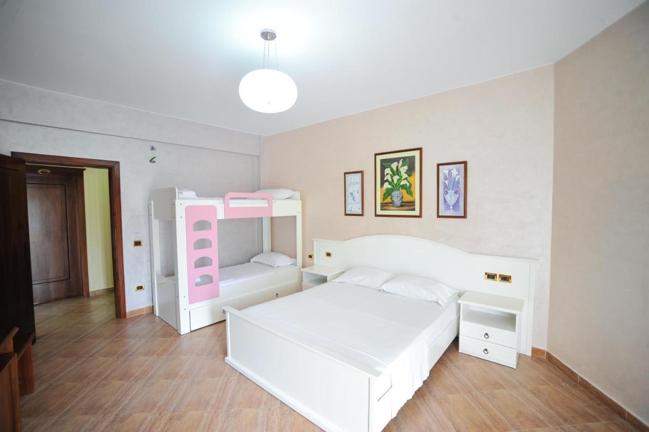 Iliria Internacional Hotel Durres Exterior photo