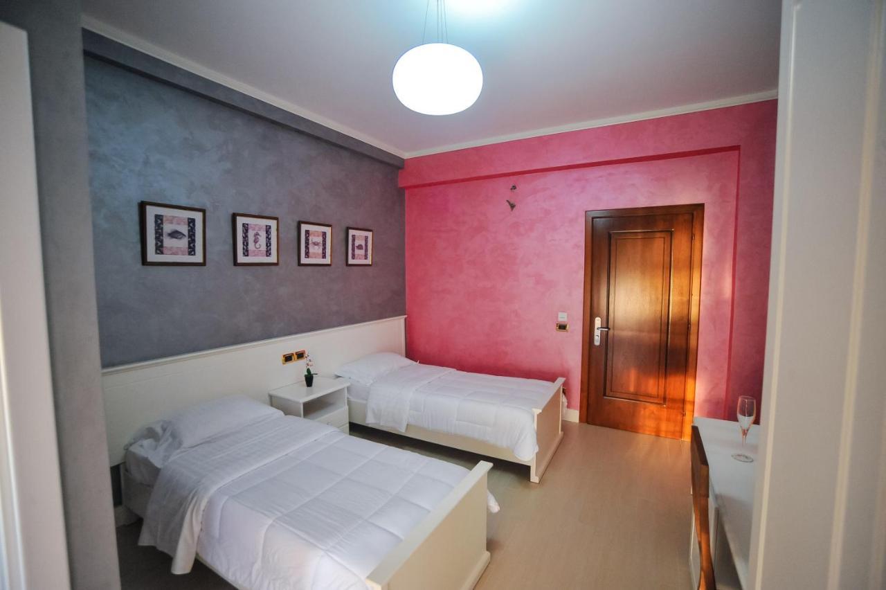 Iliria Internacional Hotel Durres Exterior photo