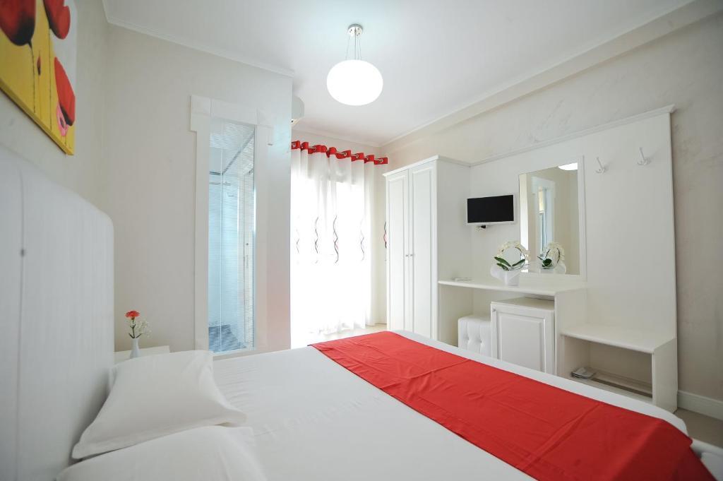 Iliria Internacional Hotel Durres Exterior photo