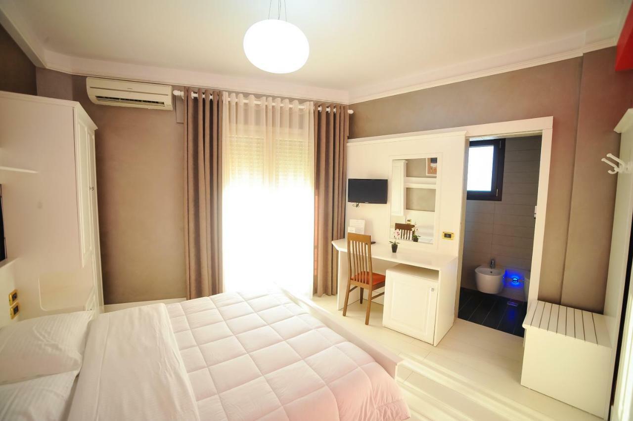 Iliria Internacional Hotel Durres Exterior photo