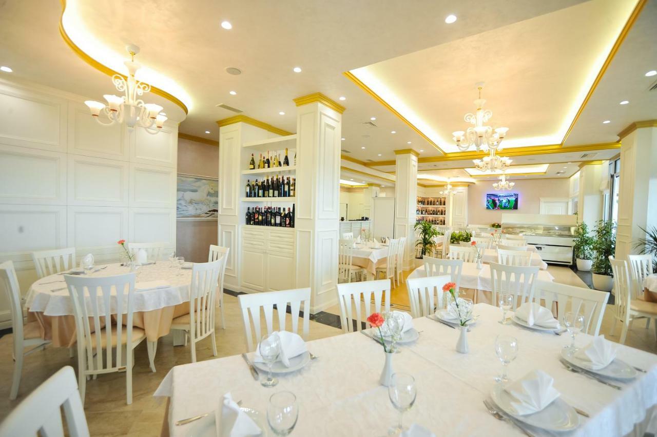 Iliria Internacional Hotel Durres Exterior photo